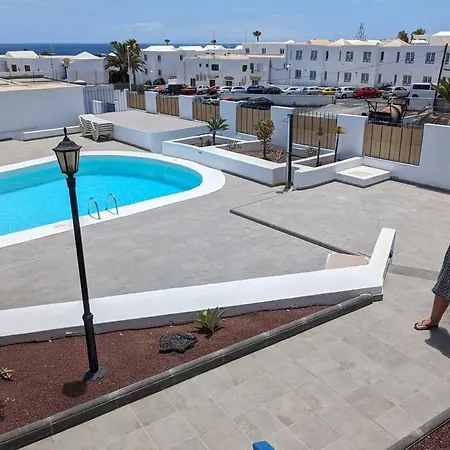 Three Orchids * Tias